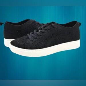 I'm calling them sneakers!  So cute and comfy! The rubber is white! NWB …​​​